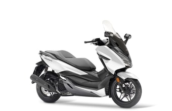 Honda Forza 125 pearl cool white matt cynos grey metallic