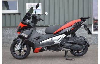 Aprilia SR MAX 125